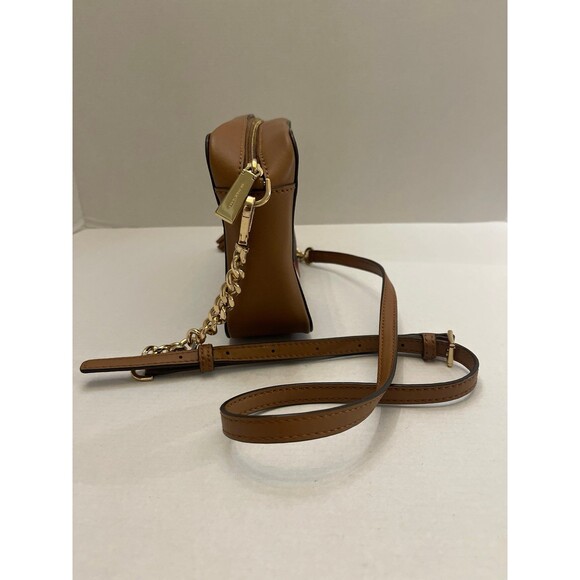 Michael Kors Jet Set Medium Logo Stripe Camera Bag - Picture 3 of 10